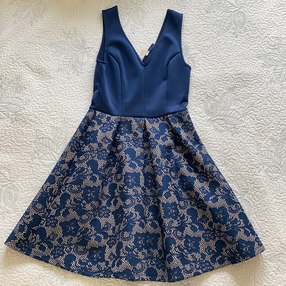 Francesca’s minidress